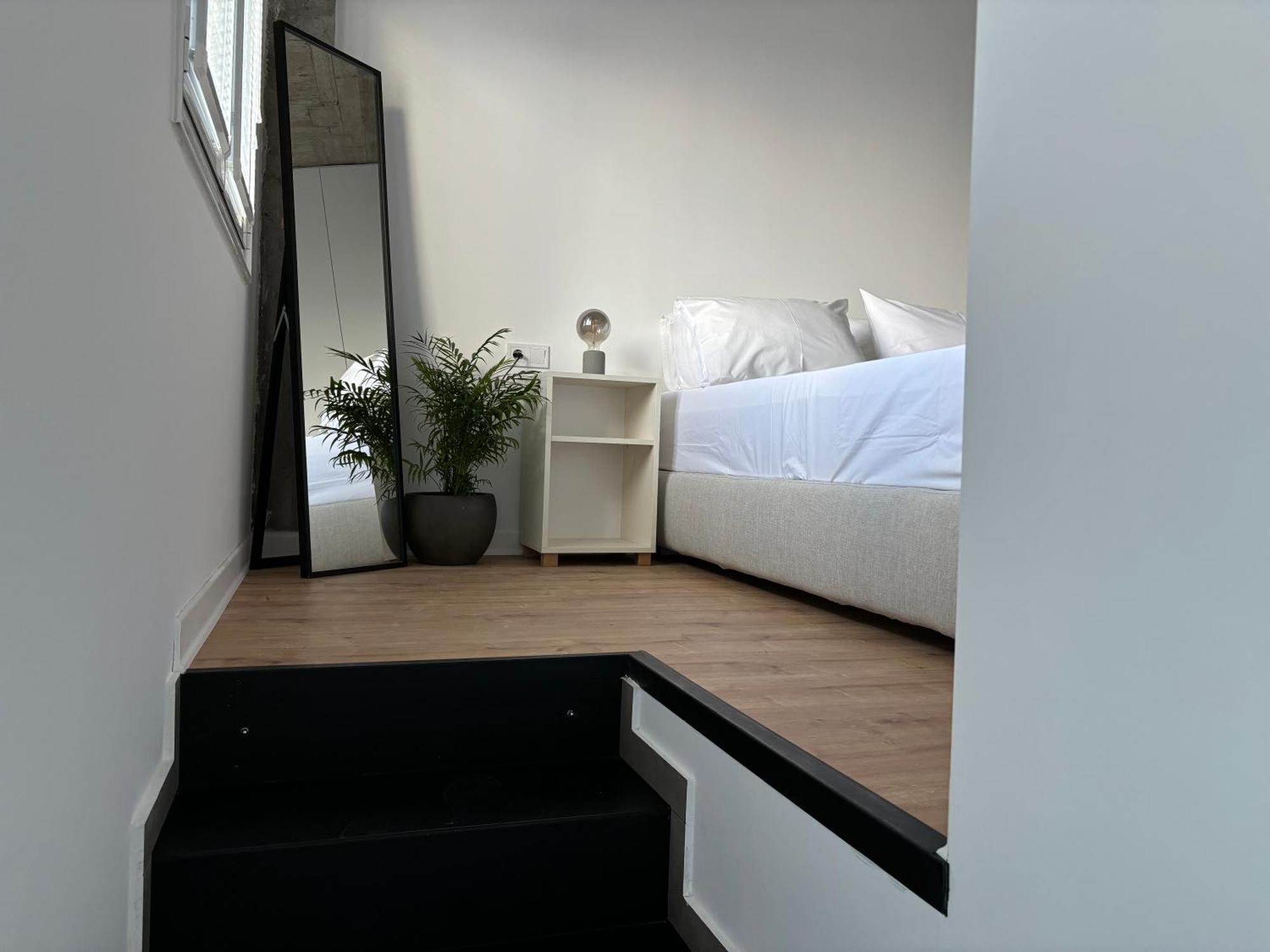 Industrial Loft Comfort Living Ираклион Экстерьер фото