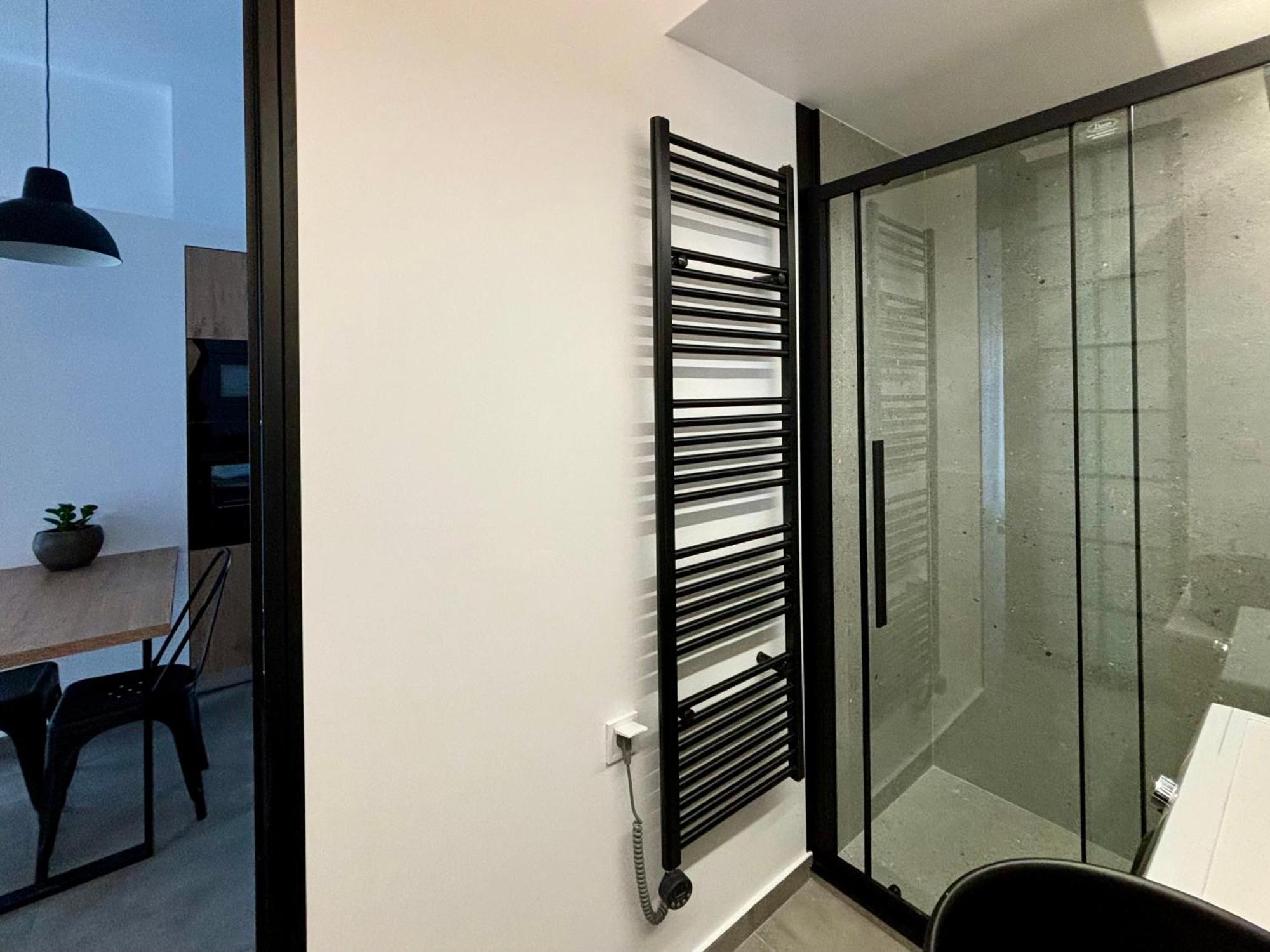 Industrial Loft Comfort Living Ираклион Экстерьер фото